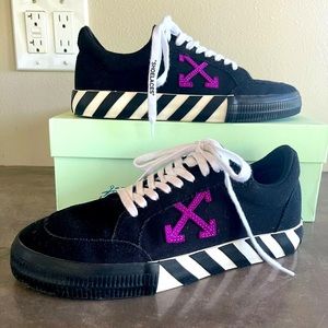 OffWhite low Vulcanized sneaker size 43